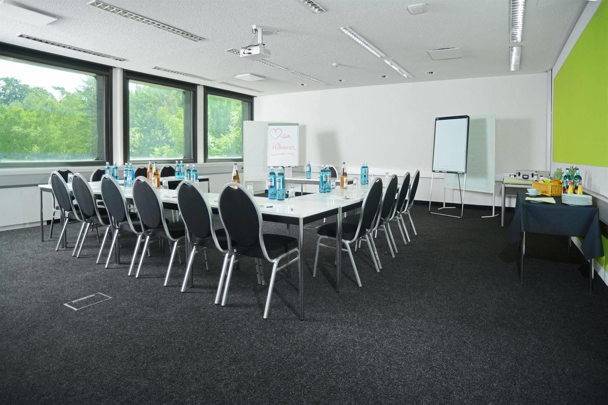 Airport & Seminarhotel Neu Isenburg Kültér fotó